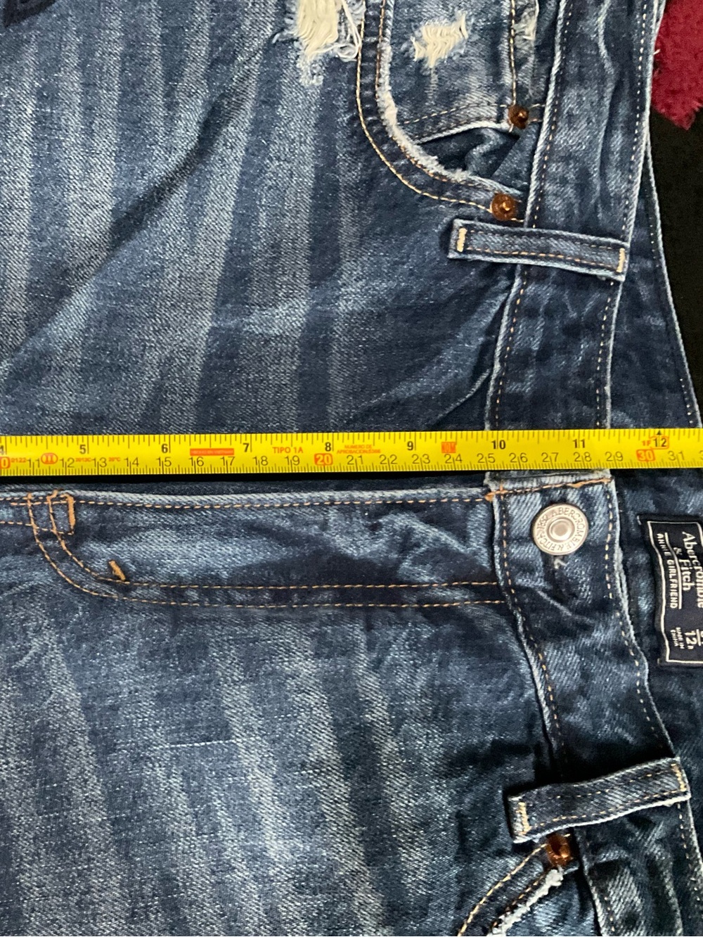 Jeans Subcategory Classification - Picture 9 of 10